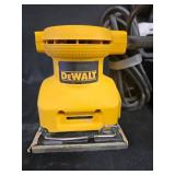 DEWALT 1/4 Sheet Sander with Carrying Case
