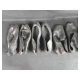 Multiple Tingley Rubber Shoe Covers with Impuls Carry Bag