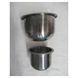 Lot of Vintage Stainless Steel Mixing Bowls. Various sizes.