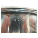 Lot of Vintage Stainless Steel Mixing Bowls. Various sizes.