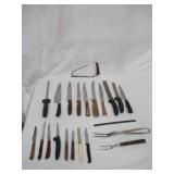 Lot of Vintage Knifes.