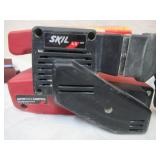 Skill 4.5 Amp Belt Sander w/ box and assorted Sanding Belts