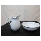 Vintage McCoy Wash Bowl and Pitcher Set. #7529. Made in USA