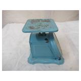 Vintage Blue Kitchen Scale