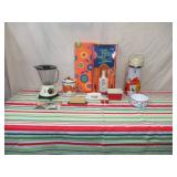 Lot of Vintage Retro Kitchenware Items