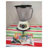 Lot of Vintage Retro Kitchenware Items