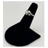 Vintage 14K White Gold and Pearl Ring (1.95 grams total weight)
