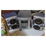 Sony Shelf Radio with Speakers. CD, Cassette, AM/FM