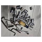 Lot of 36 sockets and other hand tools ( Used): See pictures