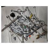 Lot of 22 wrenches, and other hand tools ( USED)