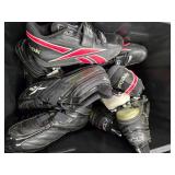 A pair of 6 adult football shoes (NEW)