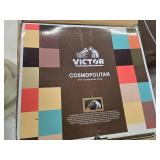 Victor Cosmopolitan 8-IN-1Turnable Music Center