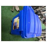 A lot of 20" tote with wheels (Like new)