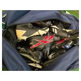 A lot of 6 pairs of football shoes (Bang not included in this sale): New