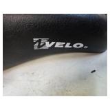 Bike seat and a horn (New)