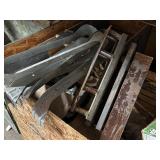 Pallet/Crate of Flange Hangers