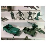 Desert Storm Trading Cards, 75+  Vintage Army Men and Vehicles, Book