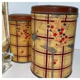 Vintage Kitchen Collectibles Bumble Bee Stacking Measuring Cups NOS HIRCO Mold Set, Canisters