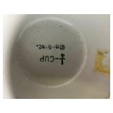 Vintage Kitchen Collectibles Bumble Bee Stacking Measuring Cups NOS HIRCO Mold Set, Canisters