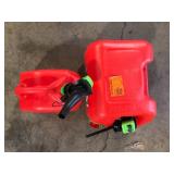 Lot of Gas Gallons   Customer Returns See Pictures