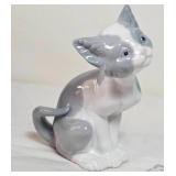 Lladro Figurine 5113 Cat with Sculpture Signature