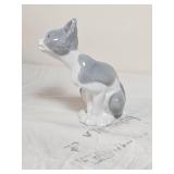 Lladro Figurine 5113 Cat with Sculpture Signature