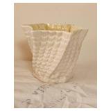 Belleek Ireland Swirl Shell Pot Vase