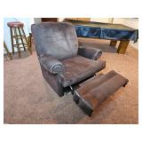 Sherrill Furniture Recliner & Armchair Pair