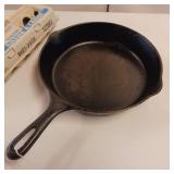 10.5 inch Cast Iron Skillet - no name