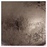 10.5 inch Cast Iron Skillet - no name