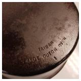 4.5 Qt. Cast Iron Dutch Oven