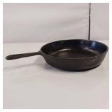 No. 6 - 9" Cast Iron Skillet