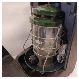 Coleman Northstar Propane Lantern w/hard plastic case