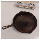 GRISWOLD Skillet #8
