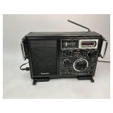 Panasonic RF-2800 Portable Shortwave Radio Receiver