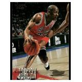 Michael Jordan 1996 Fleer #13 Chicago Bulls Basketball Card