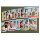 1967 Topps 18-Card Vintage Baseball Lot