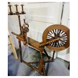 Vintage Spinning Wheel. Amazing Condition