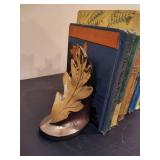 Vintage PMC MCM Leaf Book Ends w/Vintage Books