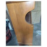 Wood Scalloped Rim Bookcase
