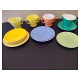 Asst Hazel Atlas Accessory Pieces