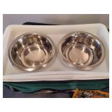 Store & Feed Portable Pet Feeder