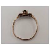 Vintage Tested 10k Gold Ring with Emerald Green Gemstone