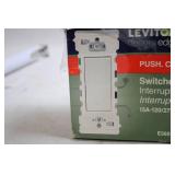 Leviton Decora Edge 10-Pack Light Switches E5601-MW