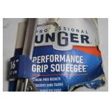 Unger 16-Inch Professional Performance Grip Squeegee