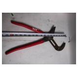 Adjustable 16-inch Pipe Wrench with Red Handles