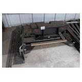 Demco 5th Wheel Hitch for Flatbed Truck