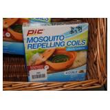 Wicker Basket with 2 4-Packs Mosquito Repelling Coils