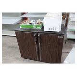 Kenmore Mini Fridge, Sunbeam Microwave, Mugs and Glasses