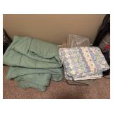 Patchwork Quilt & Cozy Blanket Set